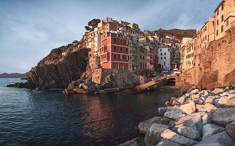 欧洲海边小镇欧洲小镇意大利海边风光背景