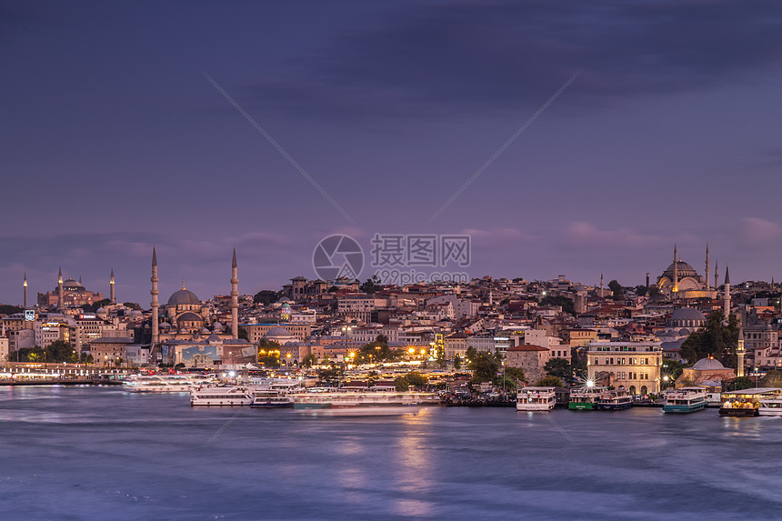伊斯坦布尔城市日落夜景图片