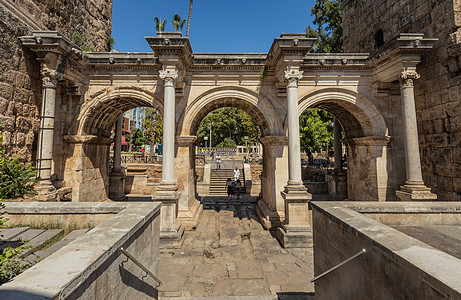 土耳其旅游城市安塔利亚旅游景点哈德门历史文化高清图片素材