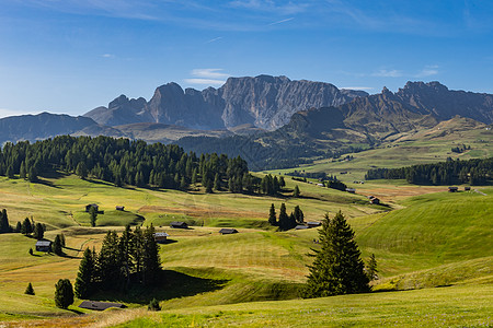 意大利阿尔卑斯多洛米蒂山区苏西高原自然风光图片