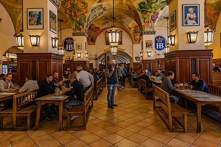 德国慕尼黑旅游景点皇家啤酒屋图片