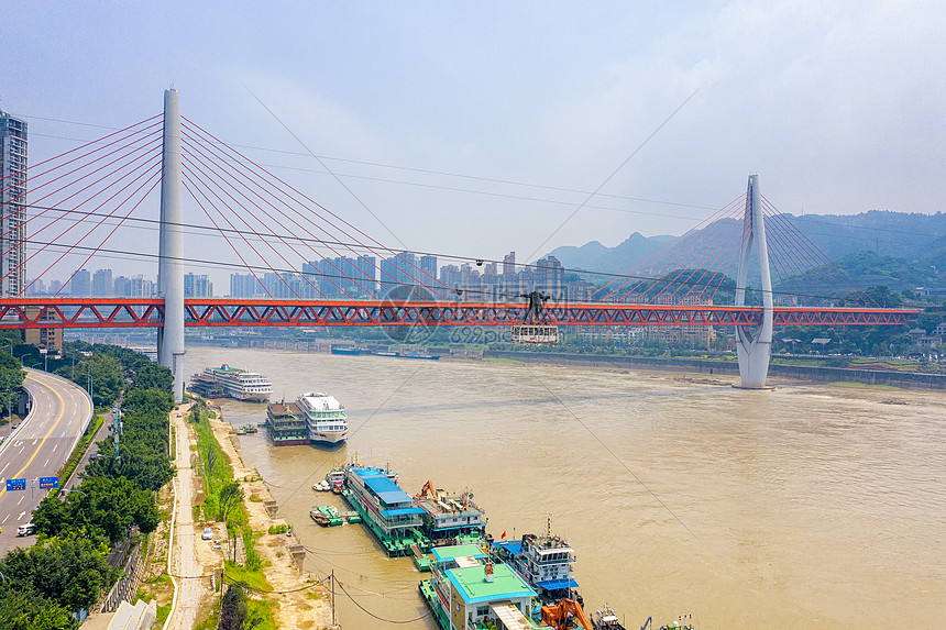航拍网红城市重庆长江大桥江景跨江索道图片