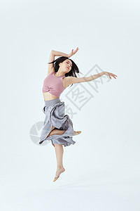 舞蹈美女跳跃图片