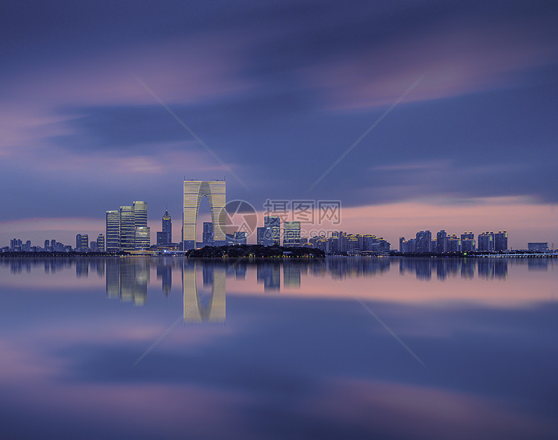 苏州金鸡湖夜景灯光图片