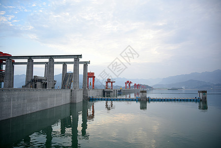 长江码头三峡大坝背景