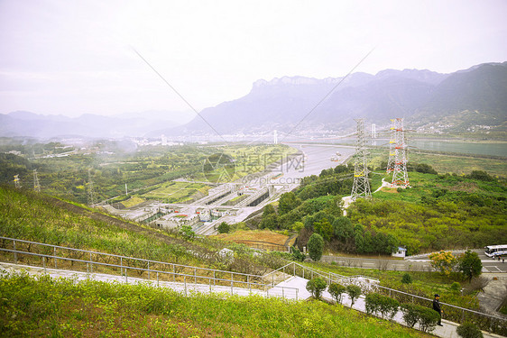 三峡双线五级船闸图片