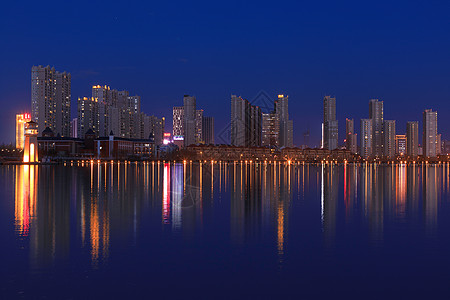 黑龙江省大庆市三永湖夜景高清图片