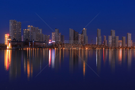 黑龙江省大庆市三永湖夜景图片