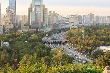 城市公路新疆乌鲁木齐市红山公园俯视图背景