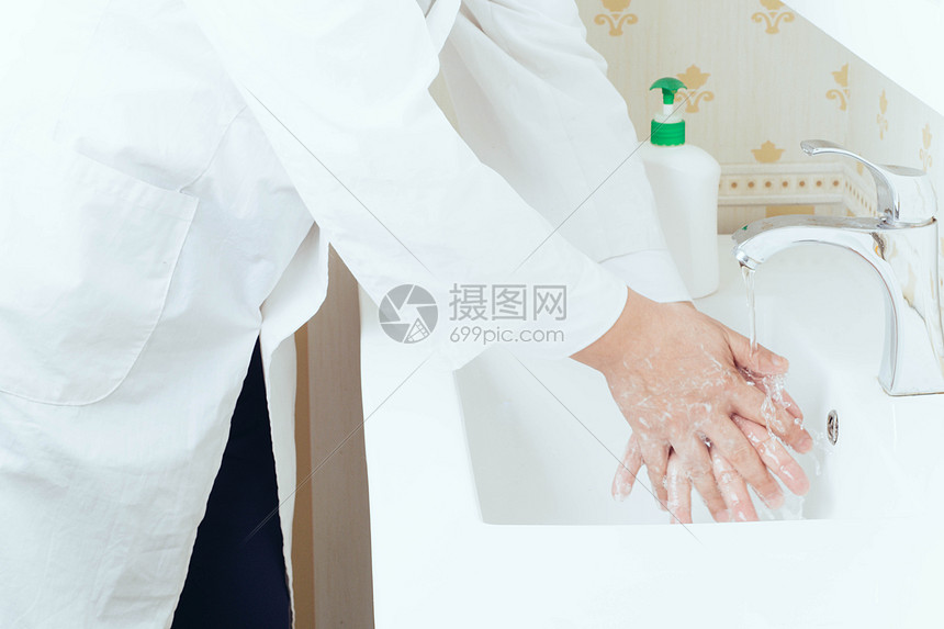 正确洗手预防新型肺炎图片
