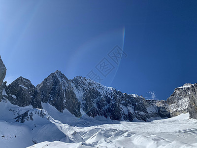 玉龙雪山险峻丽江市高清图片