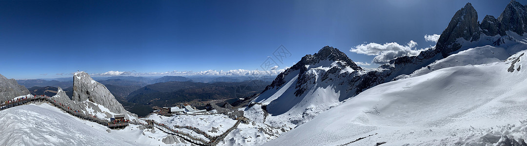 玉龙雪山清新丽江市高清图片