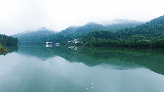 雨后花湖南澧县雨后山村背景