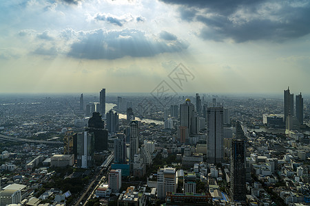泰国曼谷天际线耶稣光背景图片