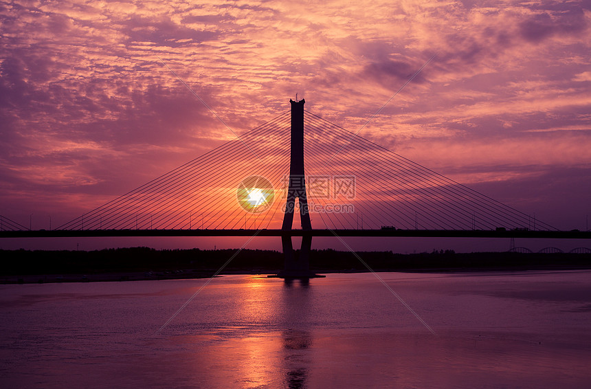 山东济南建邦黄河大桥夕阳图片
