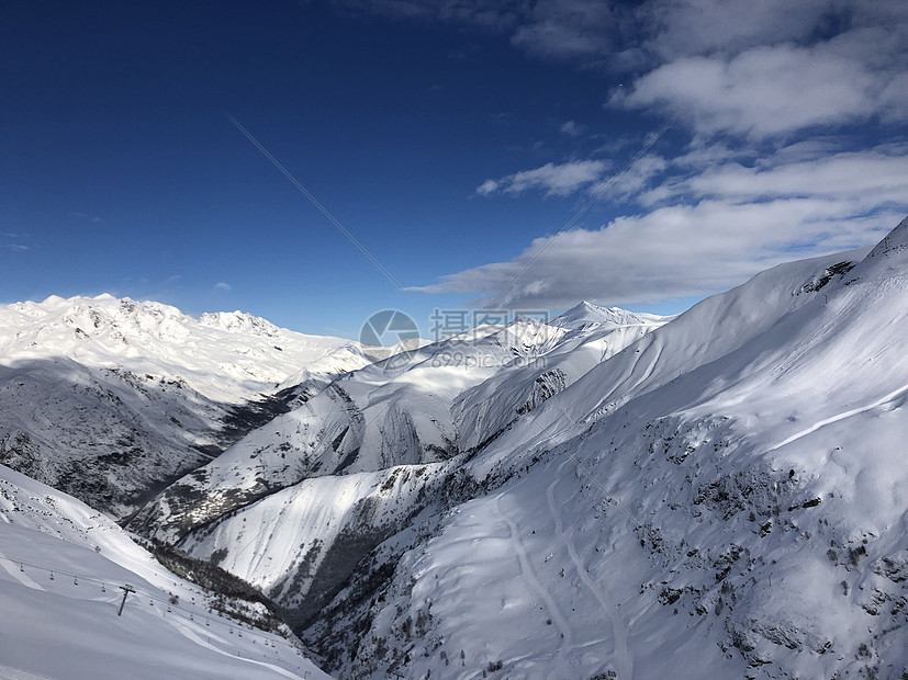 法国南部阿尔卑斯山区格勒诺布尔滑雪场图片