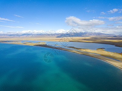 青海湖岸线春天照片高清图片