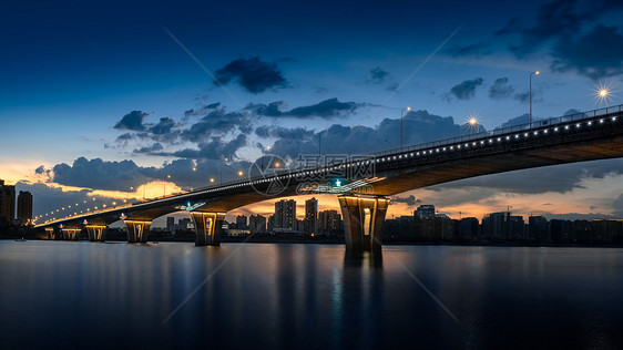 长沙湘府路大桥夜景图片