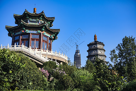 青岛湛山寺药师塔图片