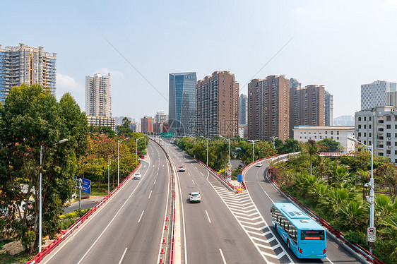 厦门仙岳路与海沧大桥交汇处图片