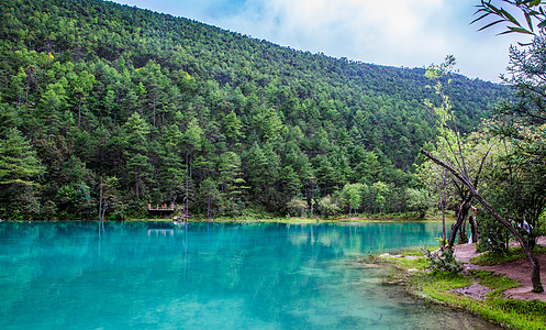 高山流水玉龙雪山蓝月谷自然风光背景