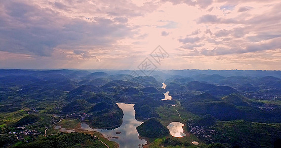 黑夜白天凤凰山水图背景