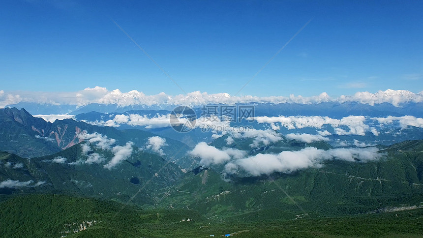 牛背山云海图片