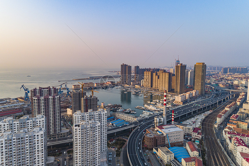 青岛西部老城区后海小港湾附近风光图片