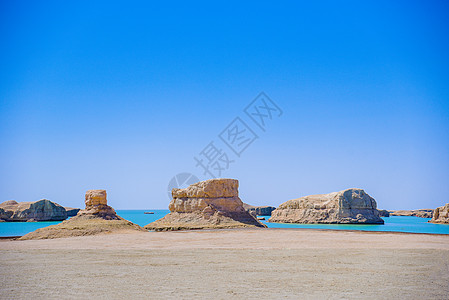 风蚀地貌青海水上雅丹地貌背景