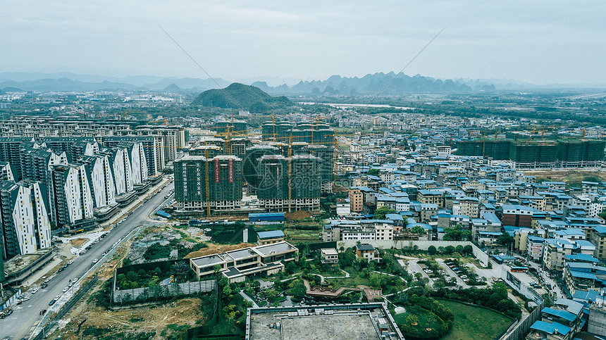 航拍桂林楼盘地产交通商业区城市建设天际线图片