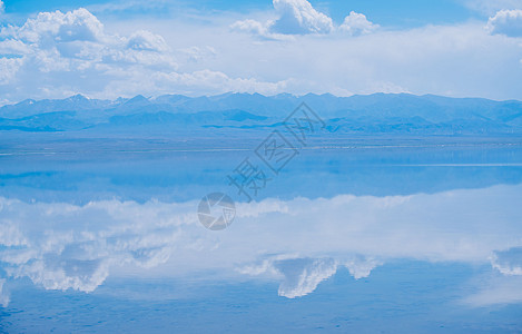 阳光海茶卡盐湖天空之镜背景