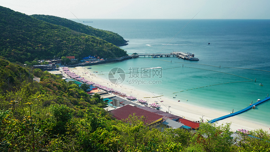 泰国芭堤雅阁兰岛海滨海岸线自然风光图片