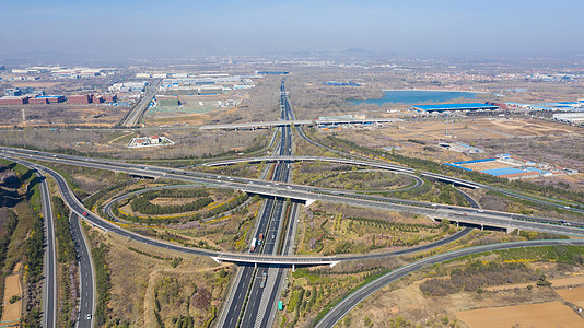 高速公路立交桥航拍图片