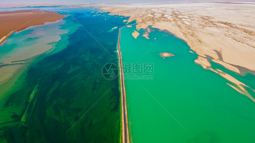青海海西西台吉乃尔湖双色湖图片