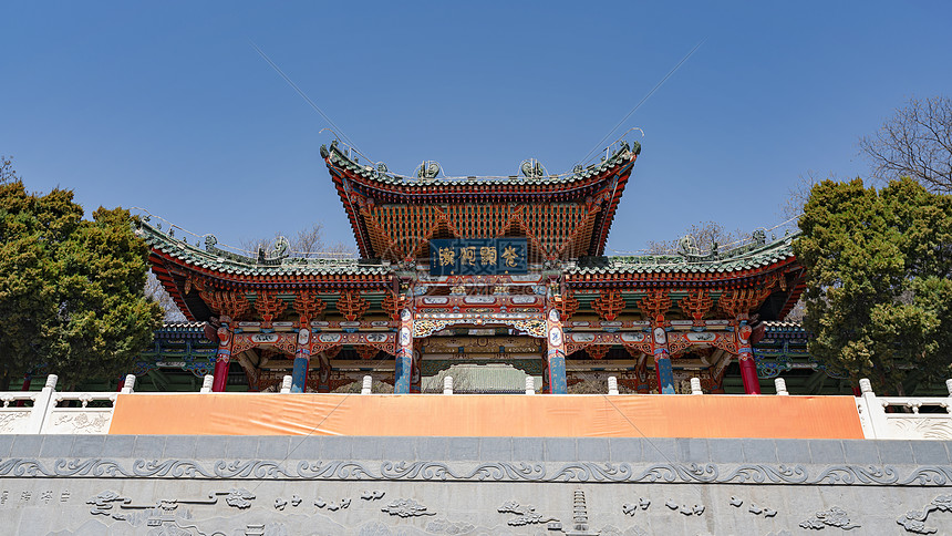 甘肃兰州地标白塔山公园建筑