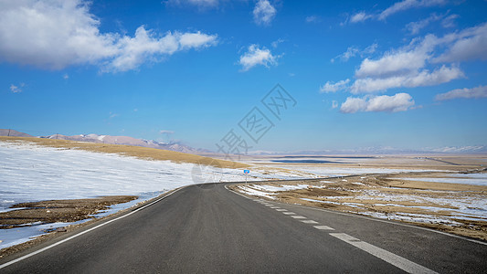 旅行笔直的道路公路马路高清图片