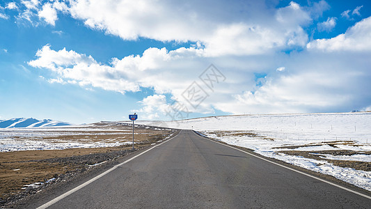 旅行笔直的道路公路马路高清图片