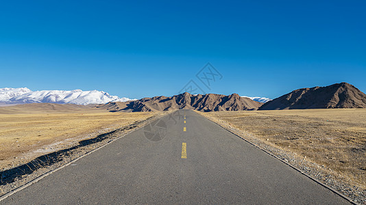 旅行笔直的道路公路马路高清图片