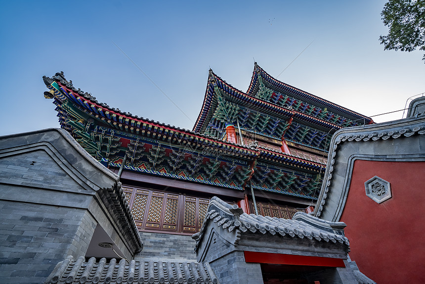 北京八大处古建筑屋檐图片