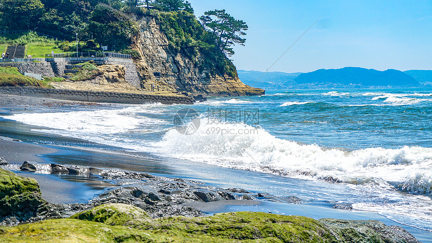 夏日湘南海岸海浪图片