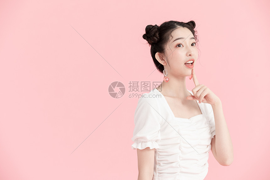 氧气甜美女孩形象