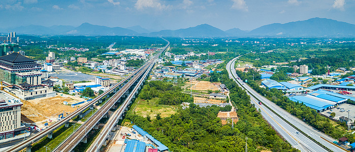 全景铁轨铁路高速公路交通运输延伸远方背景图片