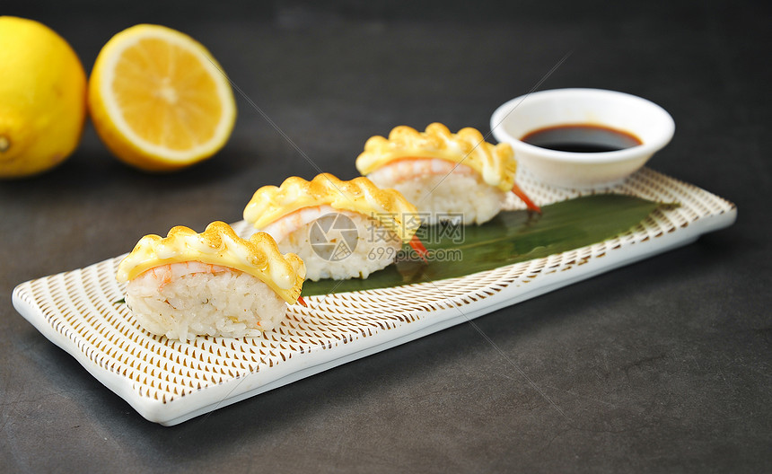 芝士虾寿司 日料图片