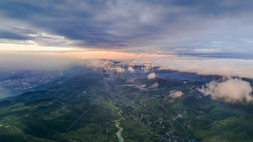 华蓥山夕阳云海图片