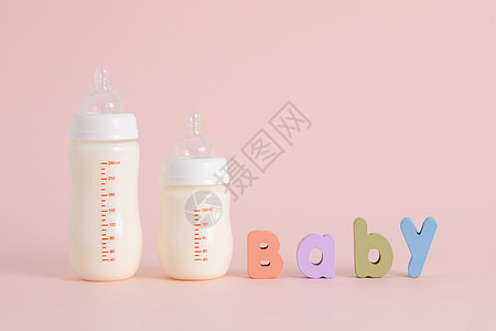 婴儿奶瓶婴儿奶粉高清图片