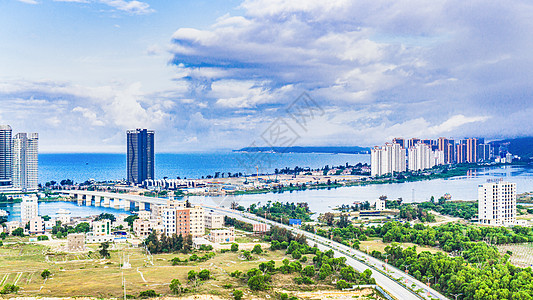 夏日海景广东省惠州市惠东县港口镇双月湾的海景公寓背景