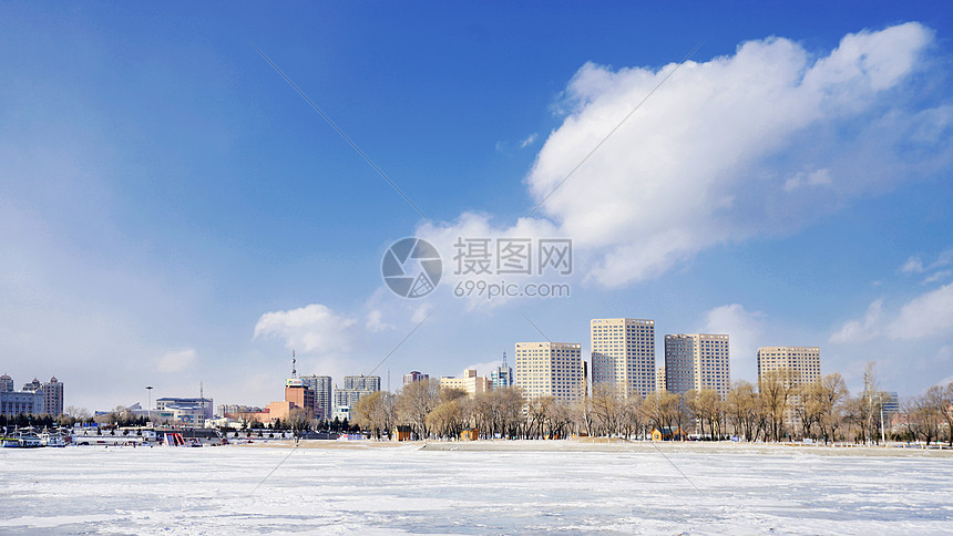 冬季黑龙江省牡丹江市城市风光图片