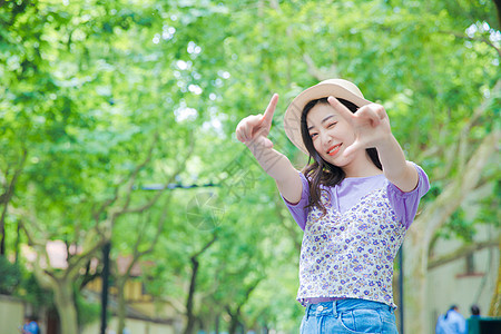 小清新风景夏日小清新美女旅游背景