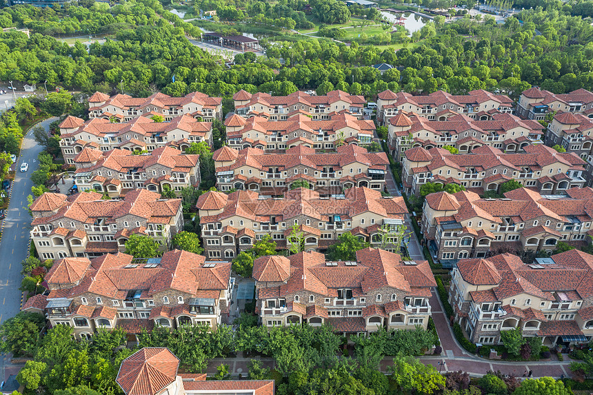 城市高端别墅建筑群图片