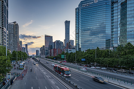 日落北京长安街国贸中心交通轨道高清图片素材